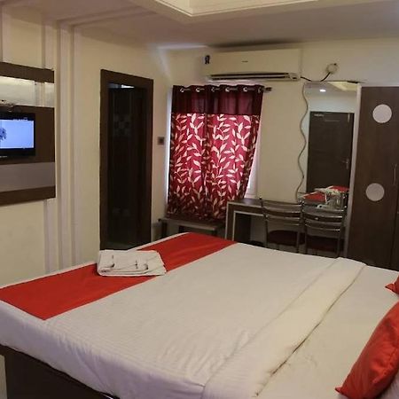 Padmavathi Family Guest House 비사카파트남 외부 사진