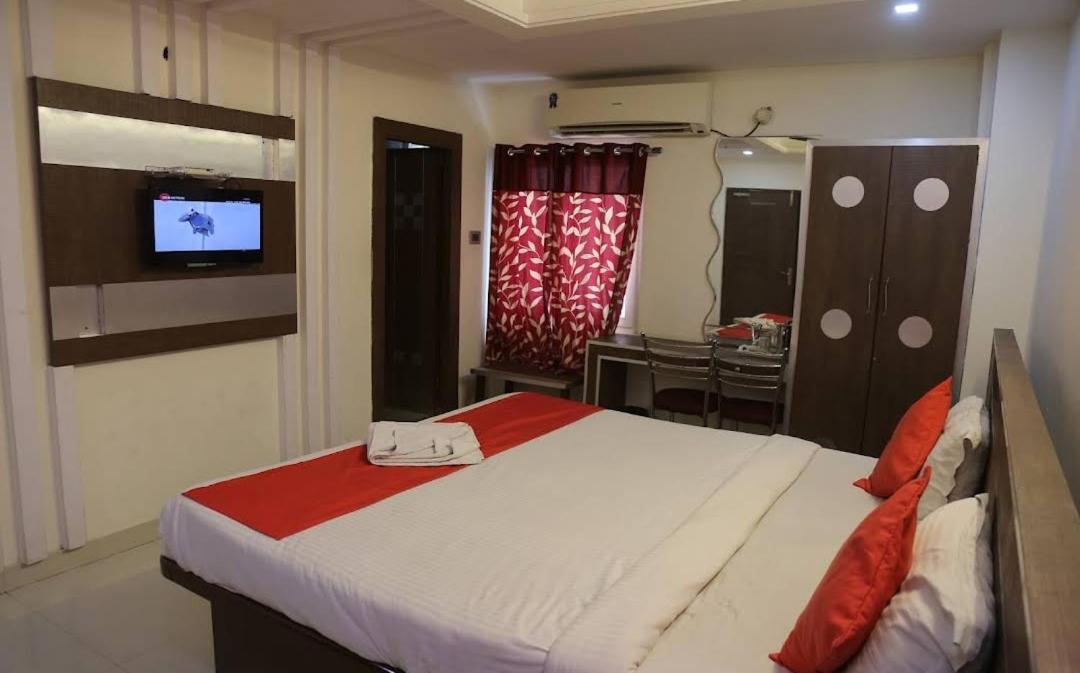 Padmavathi Family Guest House 비사카파트남 외부 사진