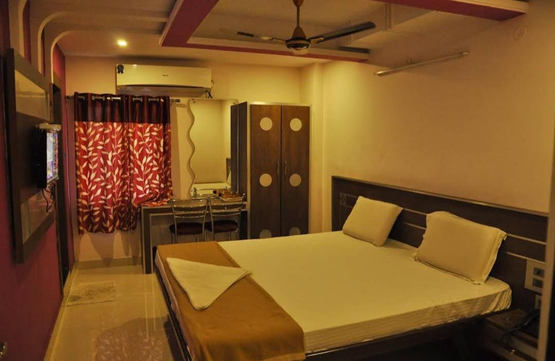 Padmavathi Family Guest House 비사카파트남 외부 사진